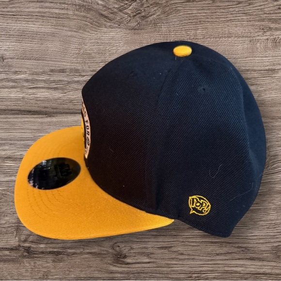 Funko Star Wars The Force Awakens Programmed for Etiquette Hat - New! - Picture 5 of 7